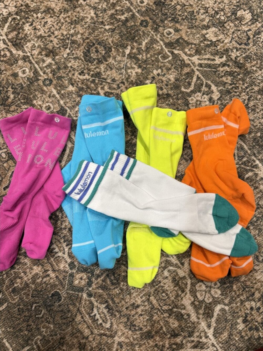 lululemon Sock Lot 5 Pairs Running Crew No Show Womens